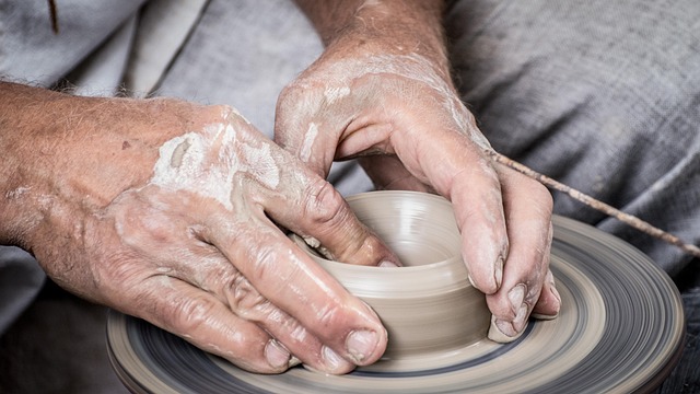 Creative Aging Workshop Series : Art of the Book